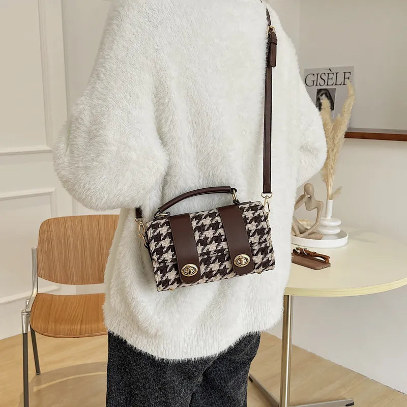 Sac à main femme motif pied-de-poule – Élégant & compact