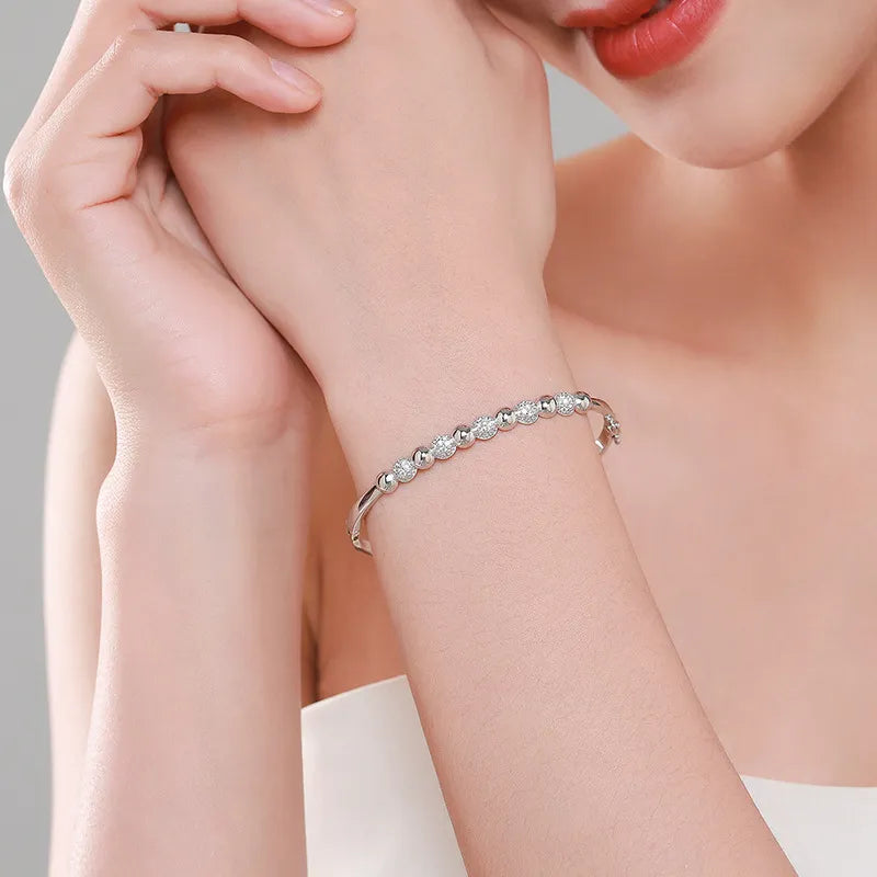 Bracelet femme en argent 925 – Design romantique avec cercles en zircon