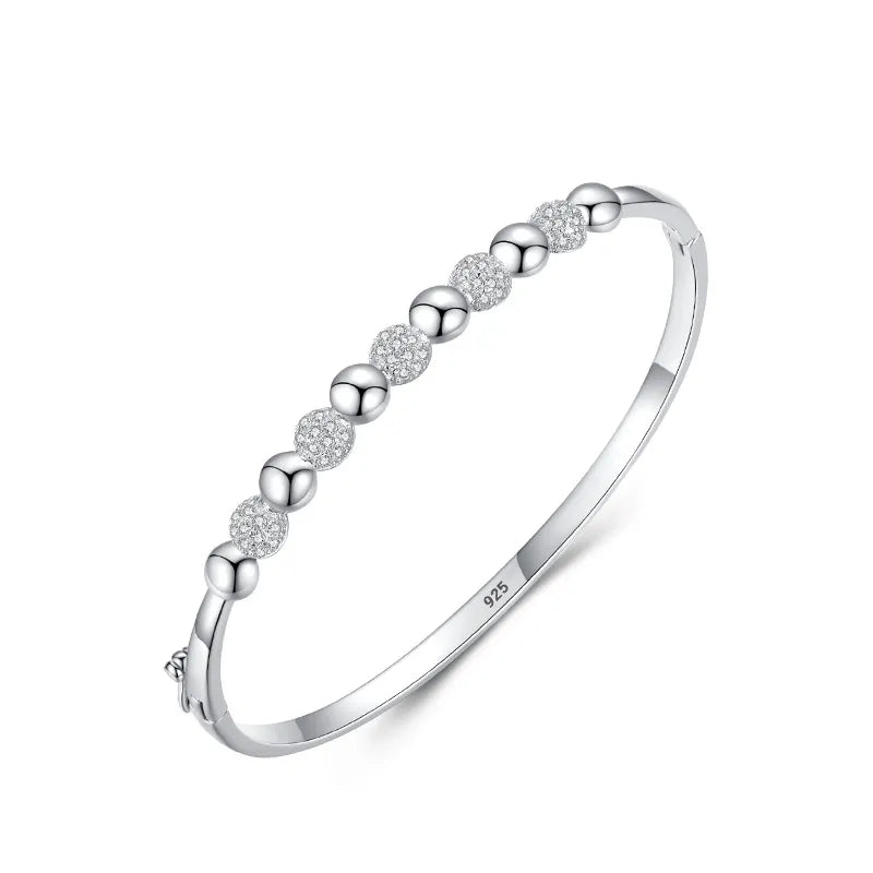 Bracelet femme en argent 925 – Design romantique avec cercles en zircon