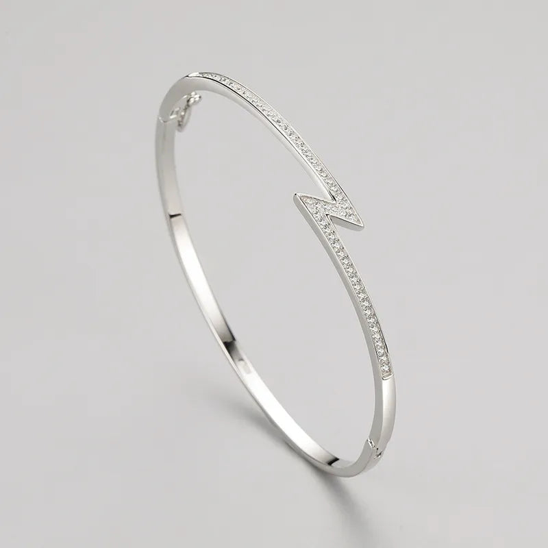 Bracelet en argent 925 – Design éclair minimaliste