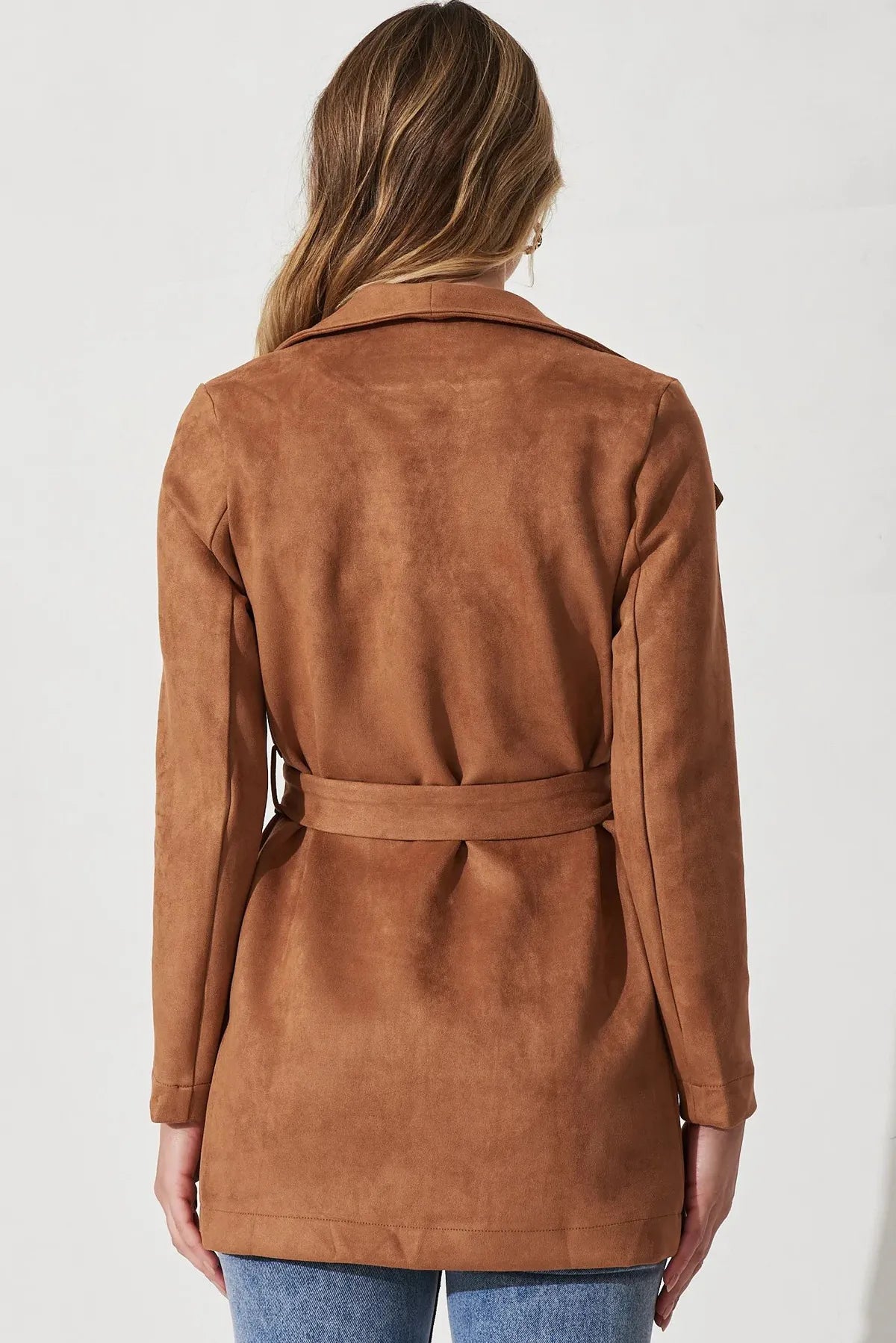 Veste femme chaude – Élégance minimaliste pour l’automne et l’hiver