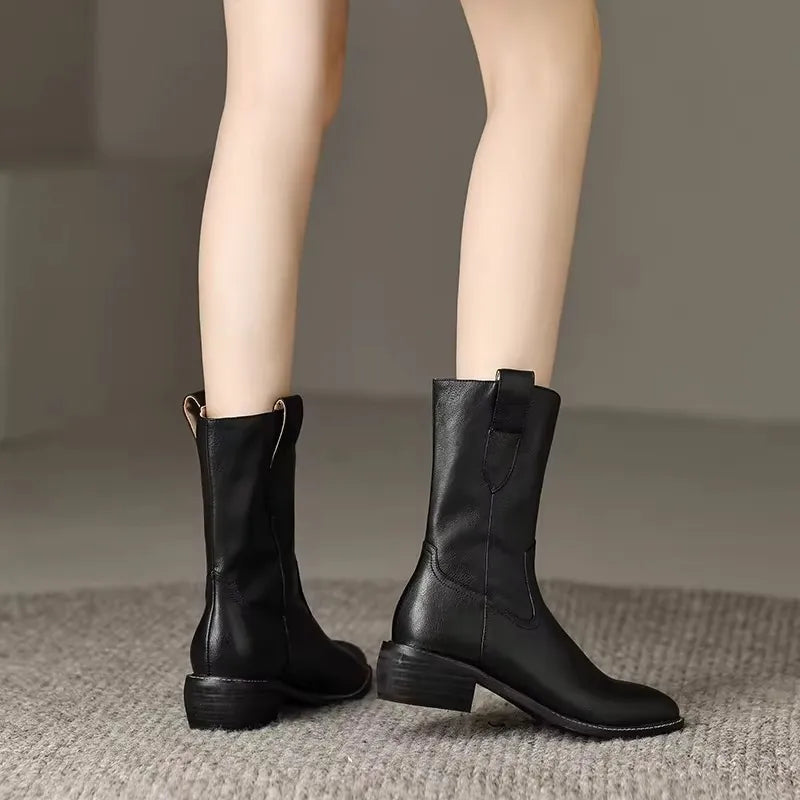 Bottines femme à talon bloc – Élégance et confort au quotidien