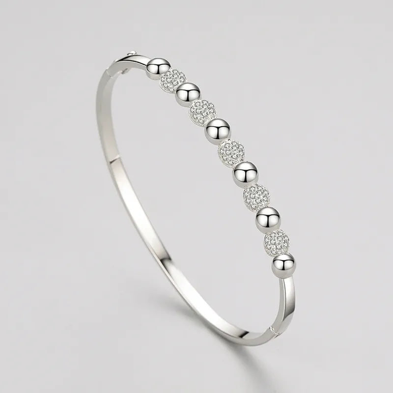 Bracelet femme en argent 925 – Design romantique avec cercles en zircon