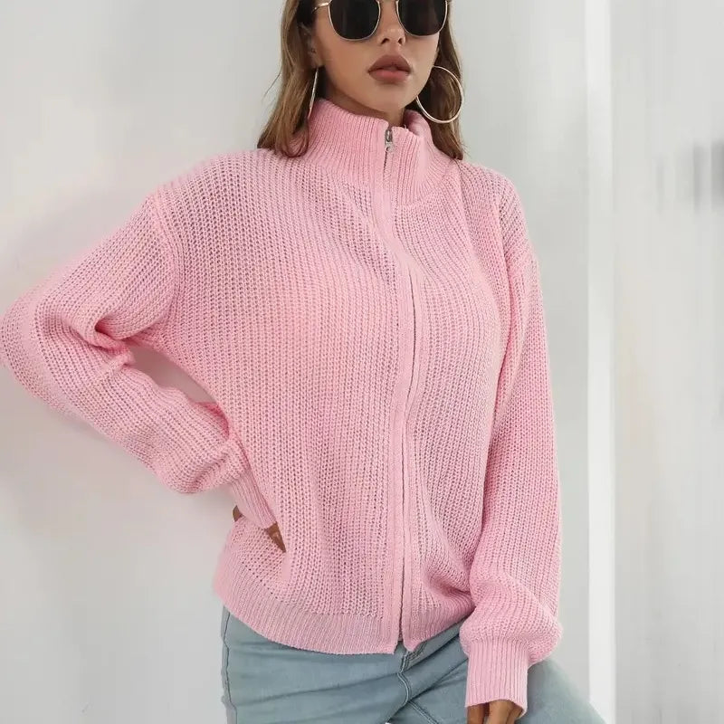 Veste tricotée pour femme – Col montant, fermeture éclair et manches bouffantes