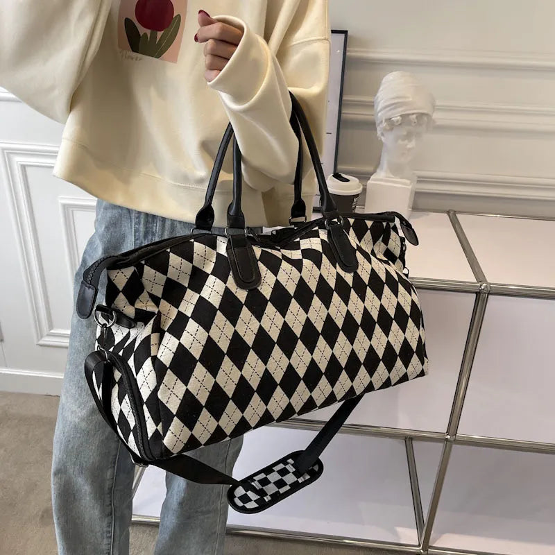 Sac de voyage femme – Motif damier & compartiment séparé pour vêtements mouillés